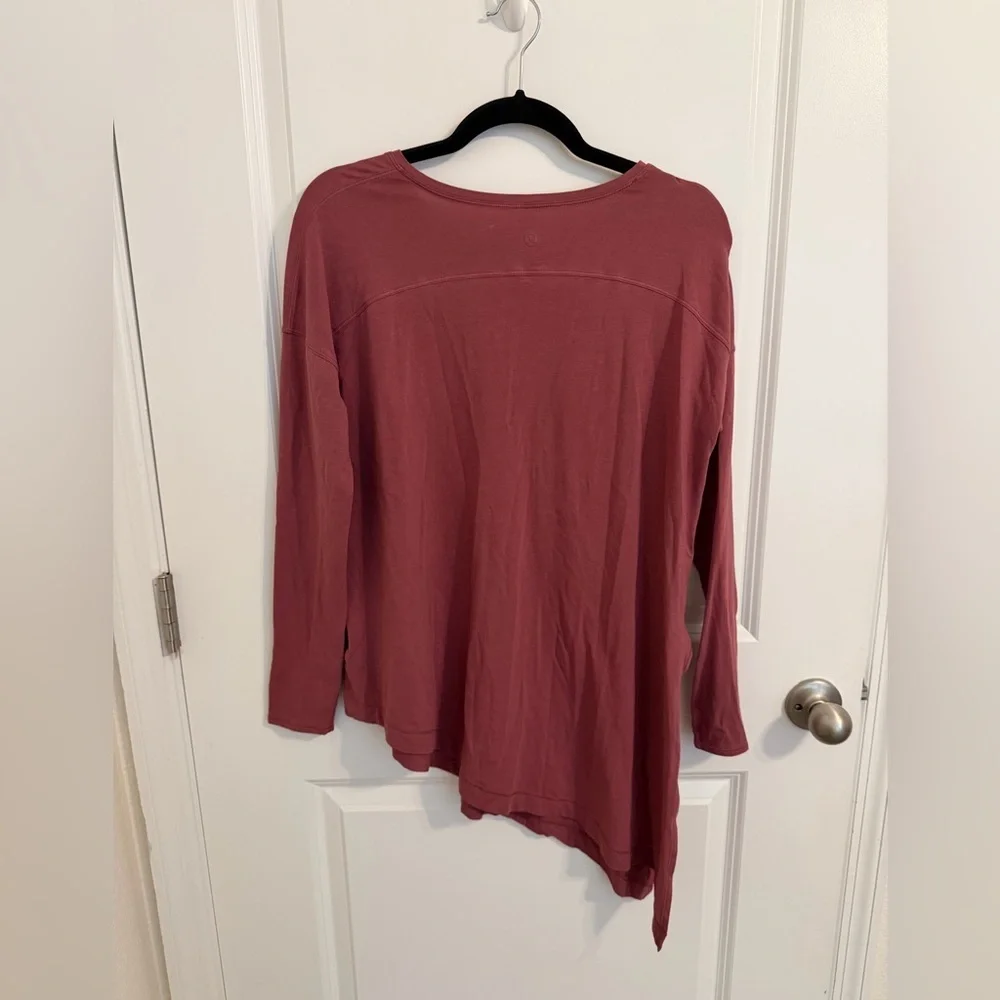 Lululemon To The Point Long Sleeve Size 6